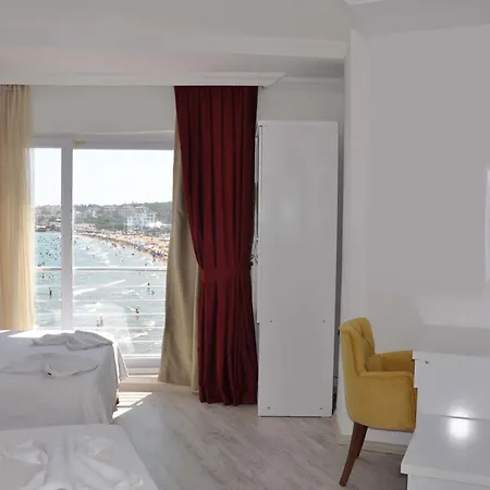 Tepe Hotel 3*